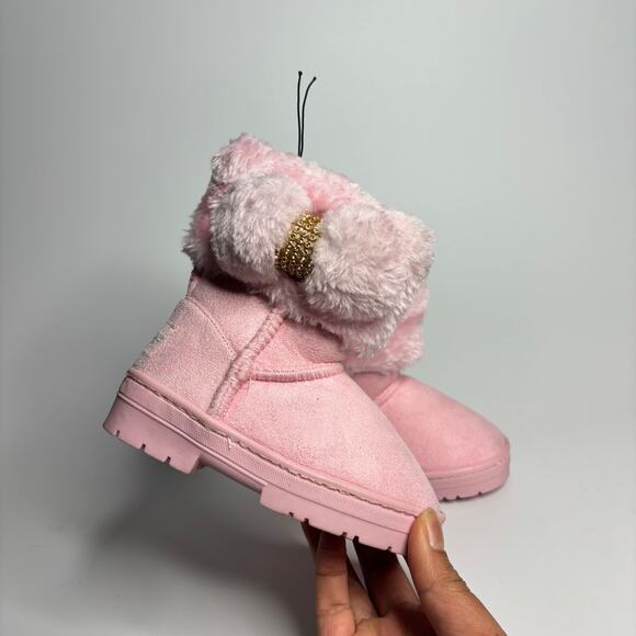 bebe Toddler Pull On Winter Boots w/ Faux Fur Cuff and Rhinestone Bow - Picture 4 of 8